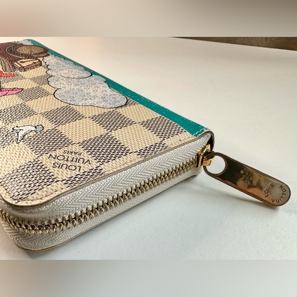 Louis Vuitton Limited Edition Azur Zippy Wallet (comes with box) - Picture 4 of 5